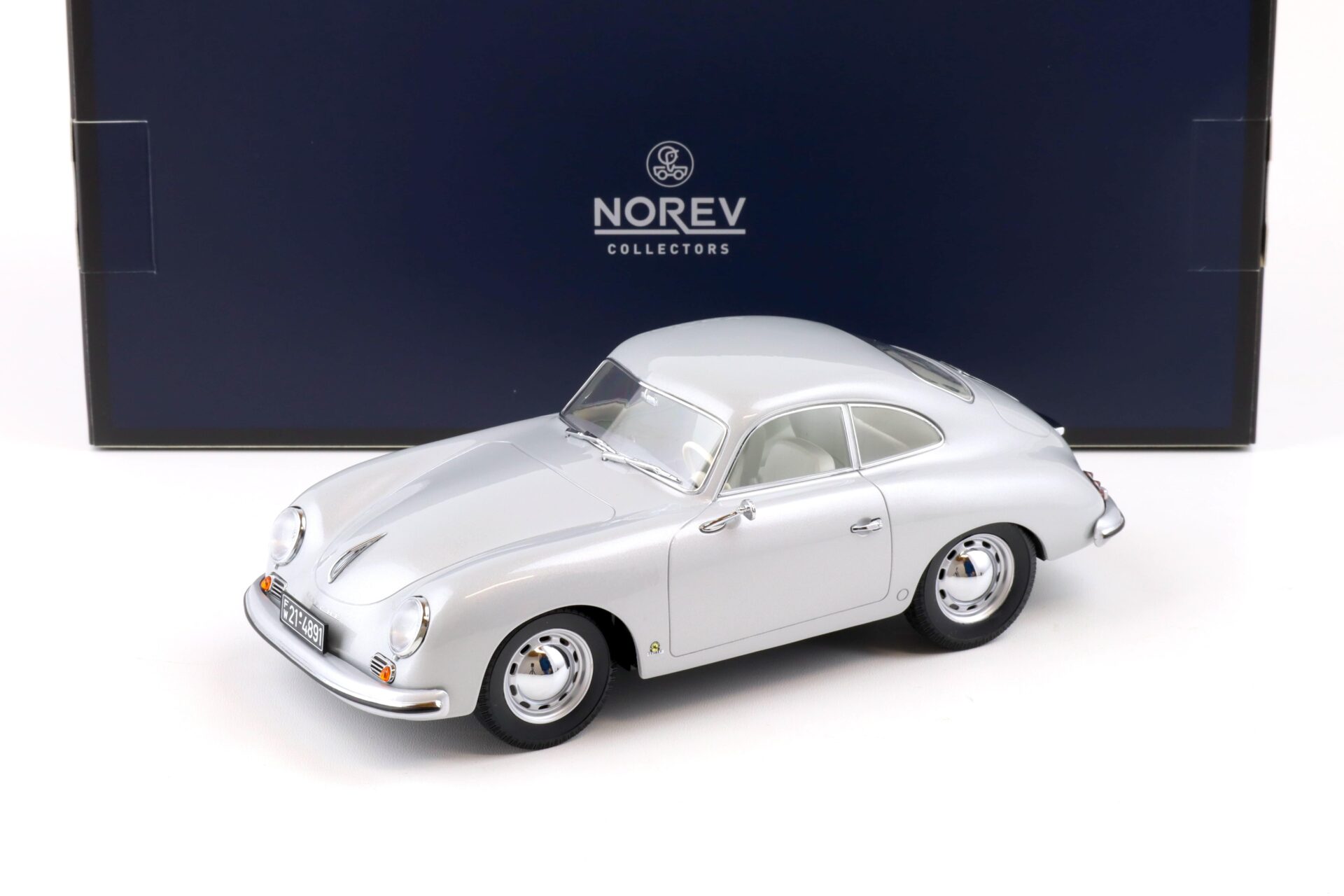 ID 83657 orig.jpg 1:18 Norev Porsche 356 Coupe 1954 silver - Limited 400 pcs.