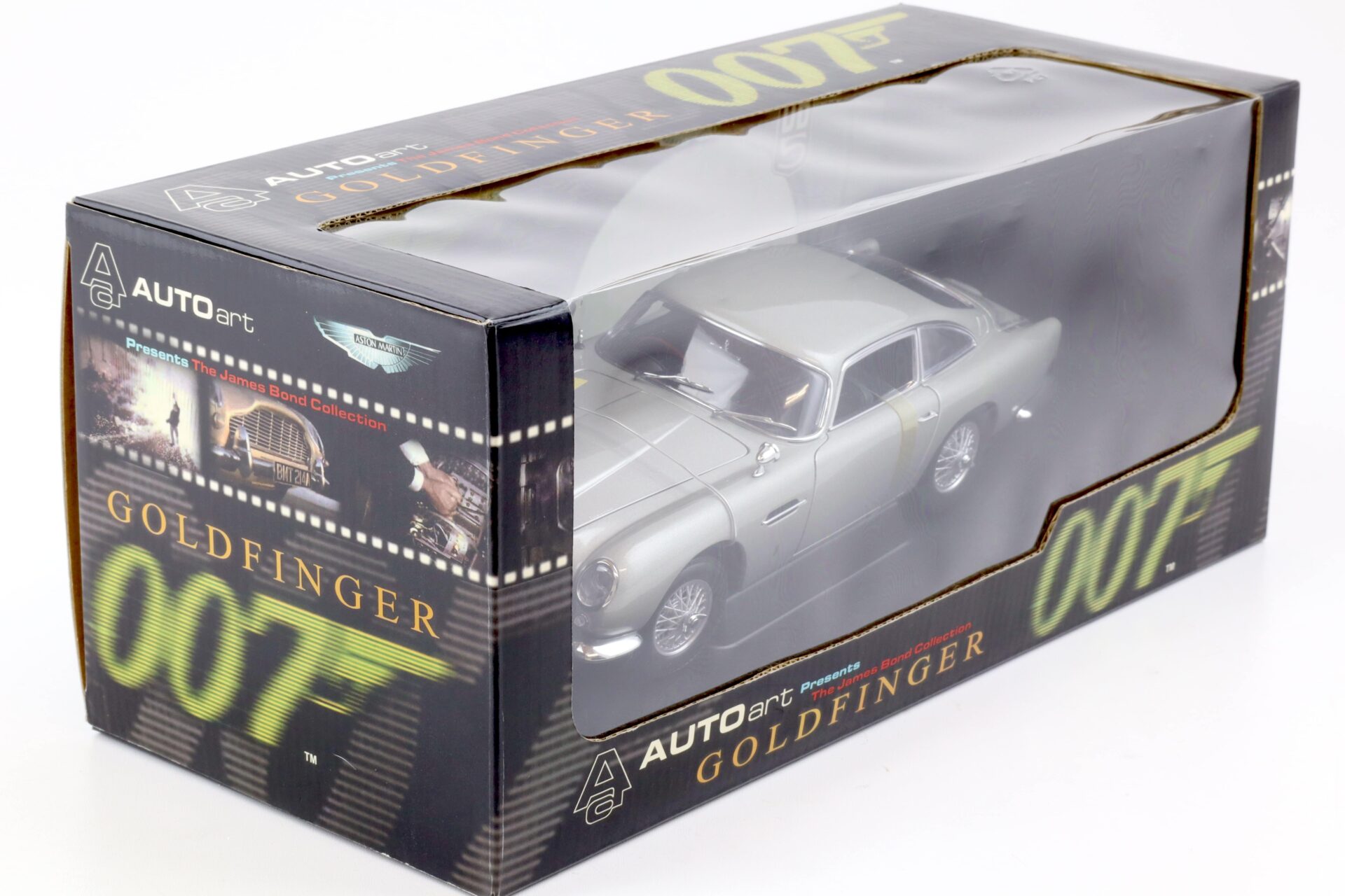 1:18 AUTOart Aston Martin DB5 RHD James Bond 007 Goldfinger silver- grey 70020