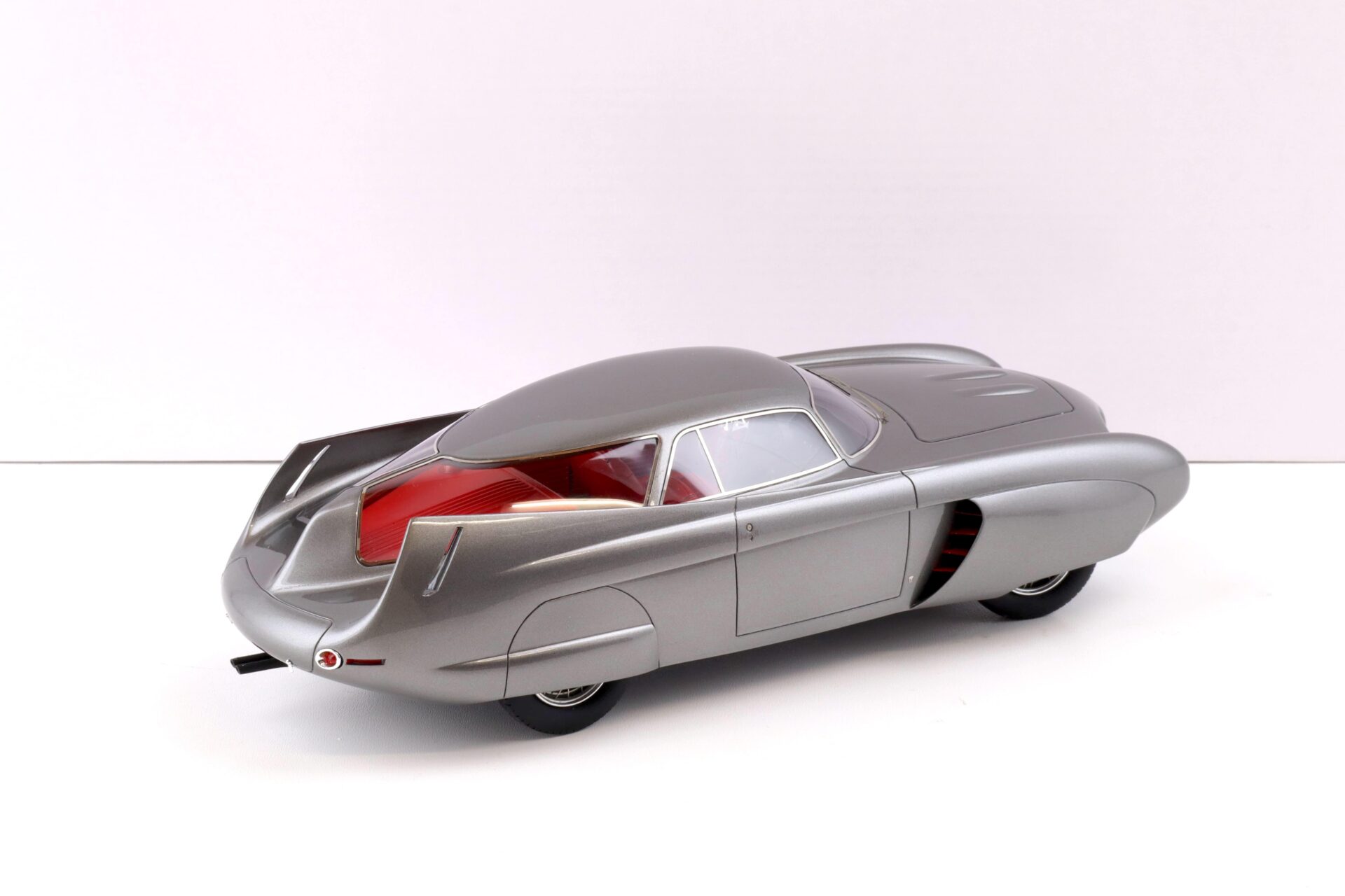 1:18 Matrix Alfa Romeo B.A.T. 5 grey metallic 1953