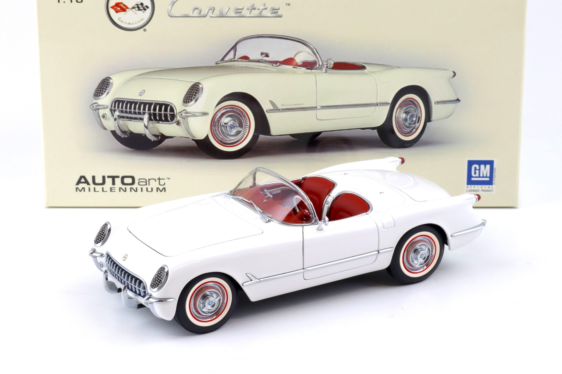 ID 83717 orig 1.jpg 1:18 AUTOart Chevrolet Corvette C1 Convertible 1953 Polo white