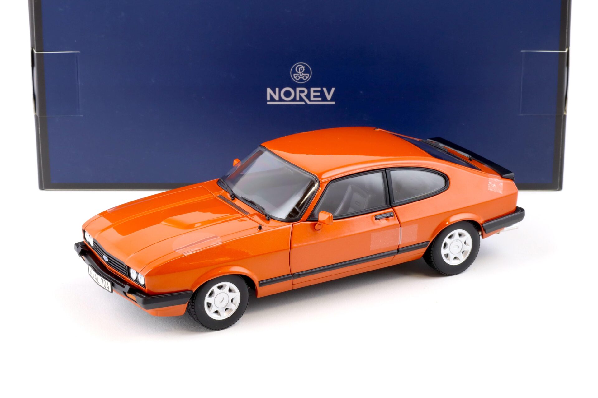 ID 83734 orig.jpg 1:18 Norev Ford Capri 2.8 MKIII Coupe 1983 orange metallic - Limited 150 pcs.