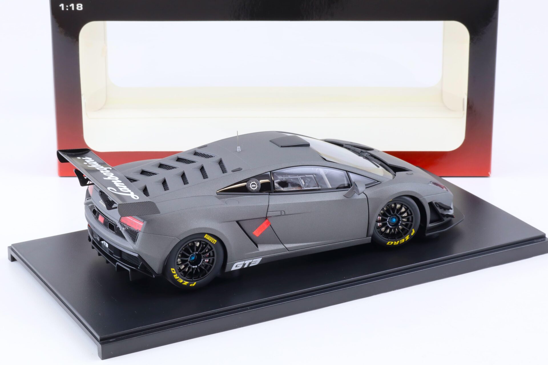 1:18 AUTOart Lamborghini Gallardo GT3 FL2 2013 dark grey 81360