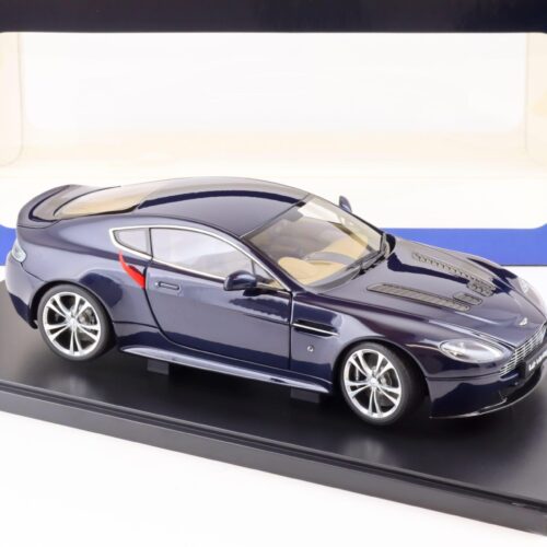 1:18 AUTOart Aston Martin V12 Vantage Coupe 2010 Midnight blue 70205