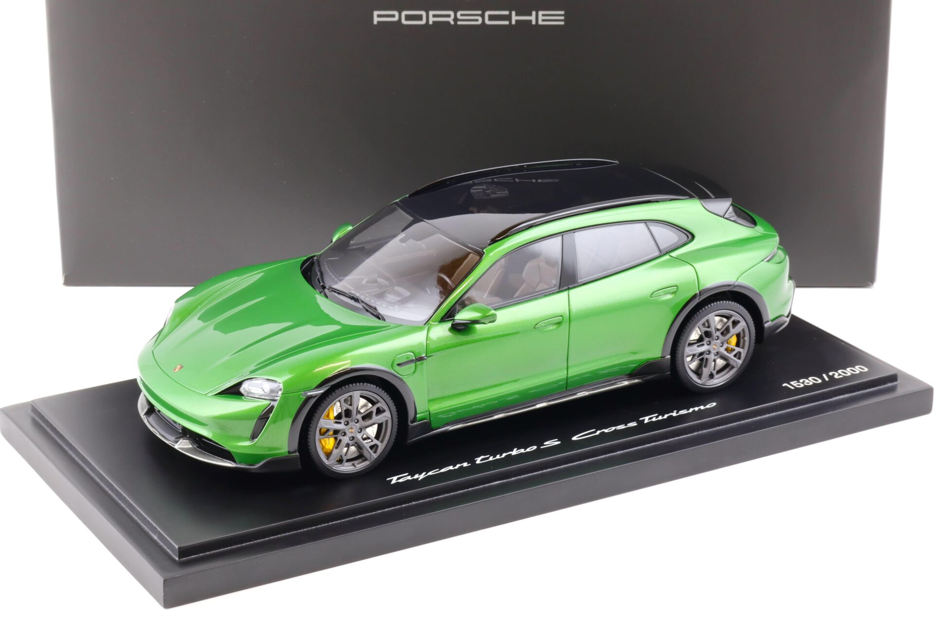 ID 83913 orig 1.jpg 1:18 Minichamps Porsche Taycan Turbo S Cross Turismo mamba green WAP DEALER
