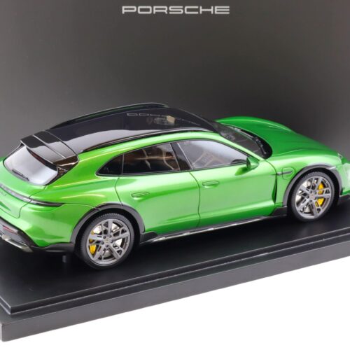 1:18 Minichamps Porsche Taycan Turbo S Cross Turismo mamba green WAP DEALER
