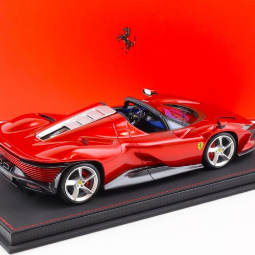 1:18 BBR Ferrari SP3 Daytona Rosso Magma red with display - Limited 48 pcs.