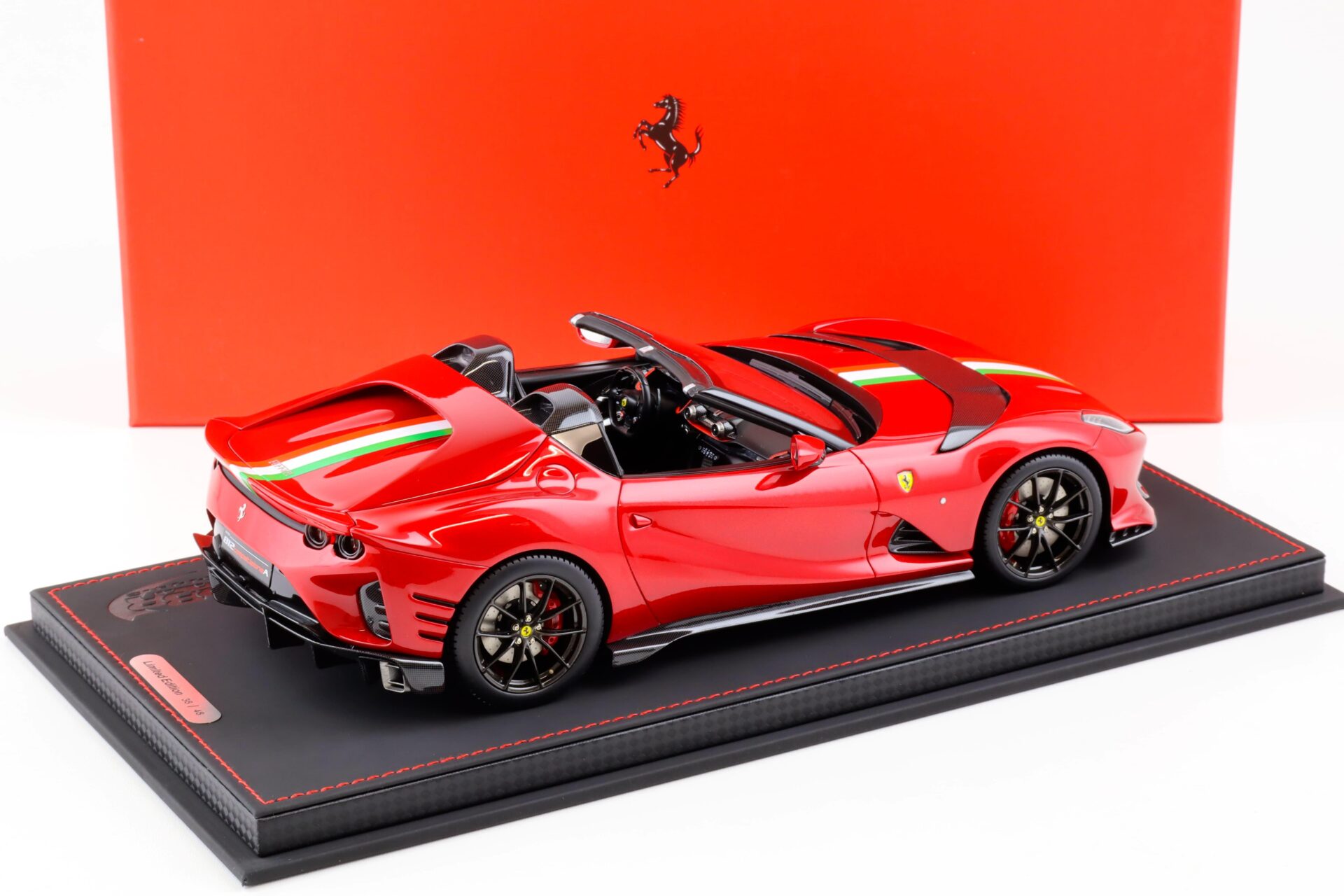 1:18 BBR Ferrari 812 Competizione Aperta Rosso Magma with display - Limited 48 pcs.