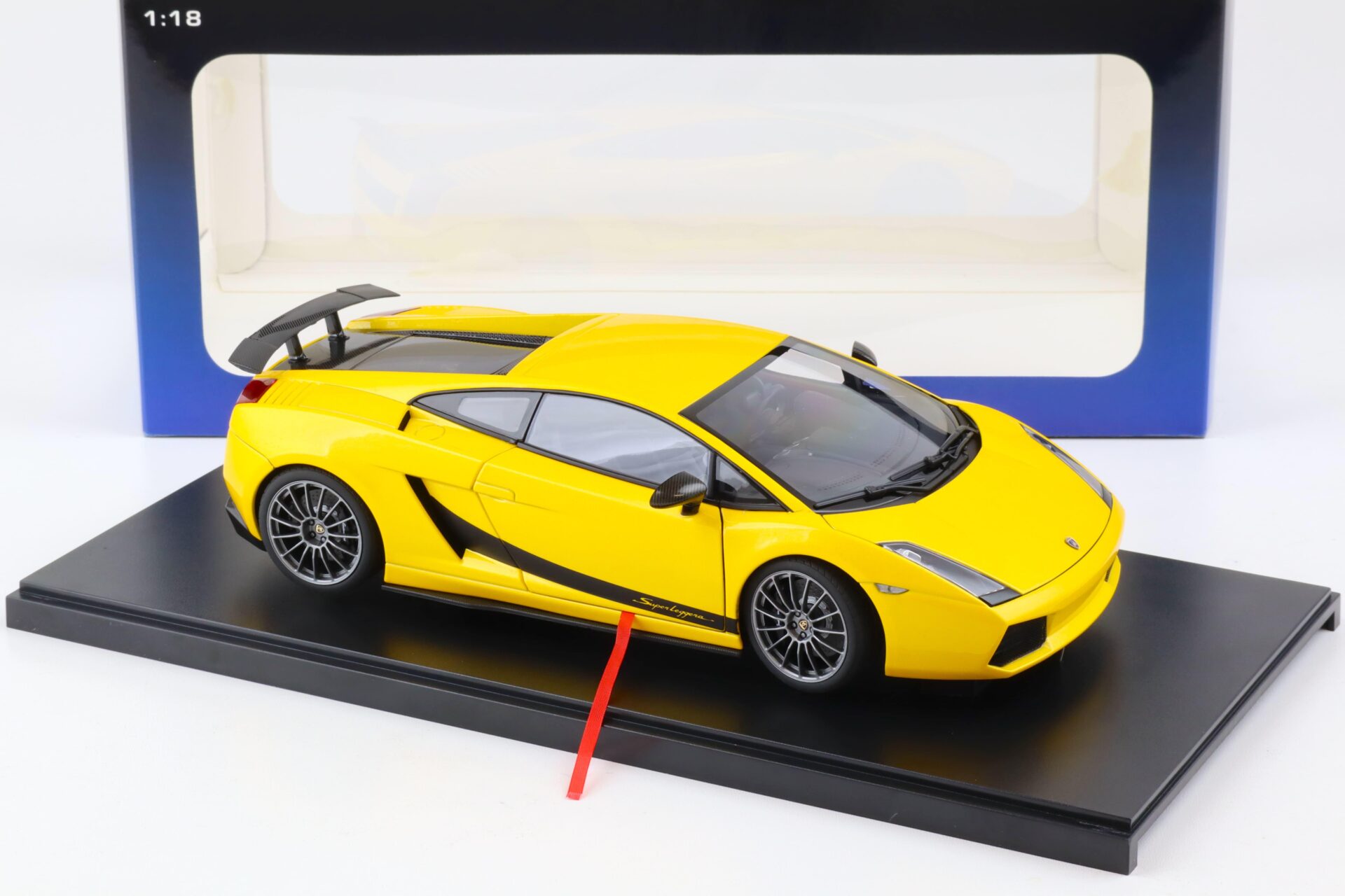 1:18 AUTOart Lamborghini Gallardo Superleggera giallo midas/ metallic yellow