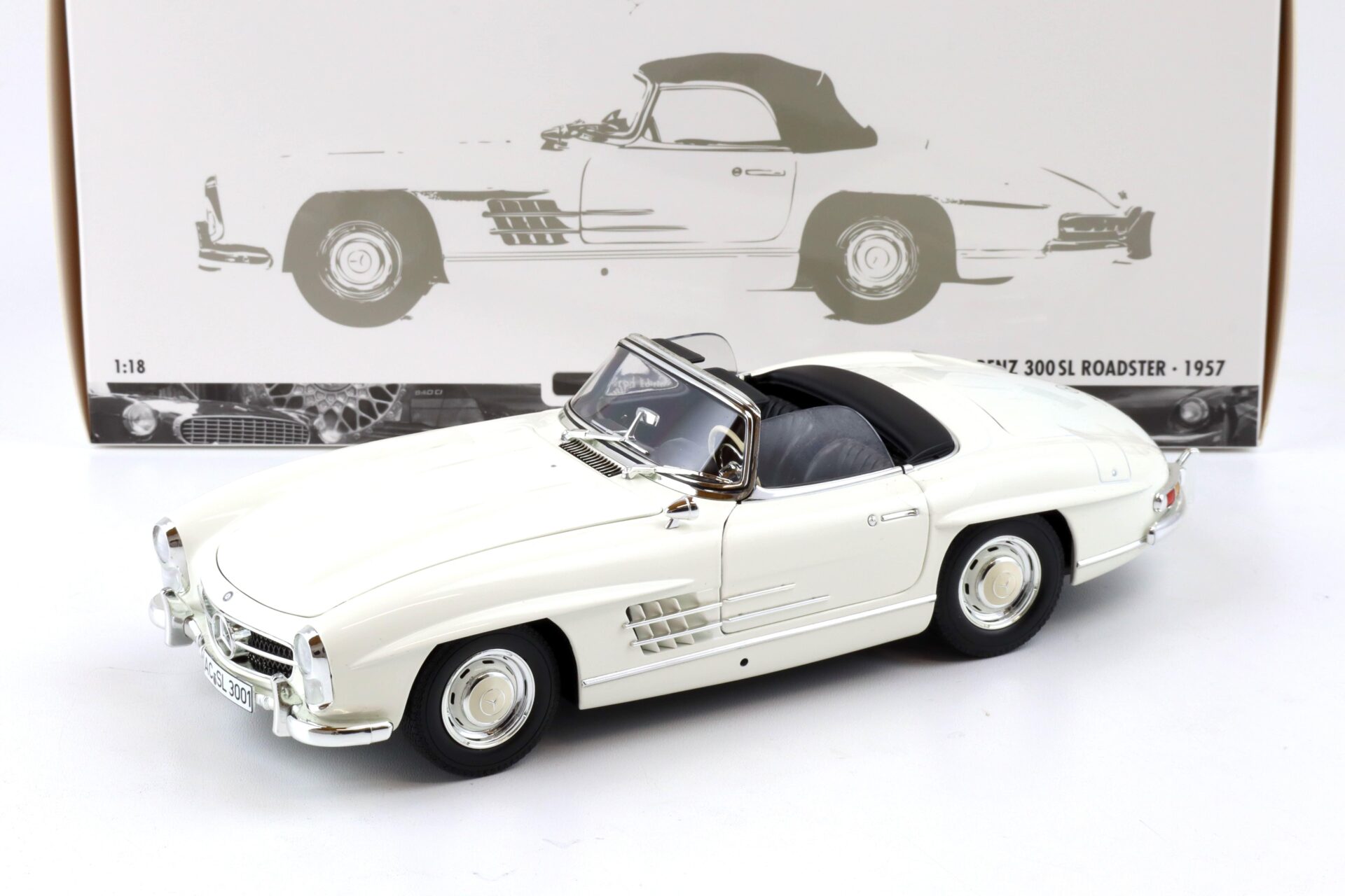 ID 84121 orig.jpg 1:18 Minichamps Mercedes 300 SL Roadster (W198 II) with Softtop 1957 white