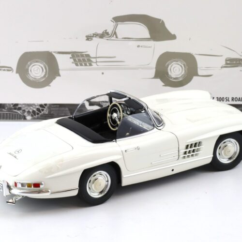 1:18 Minichamps Mercedes 300 SL Roadster (W198 II) with Softtop 1957 white