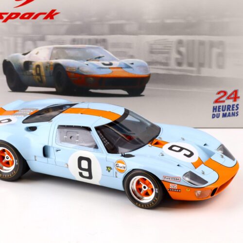 1:18 Spark Ford GT40 Winner Le Mans 1968 Gulf #9 blue/ orange 18LM68