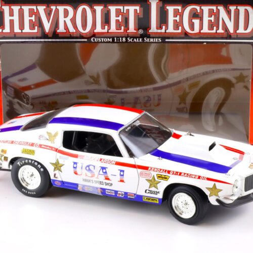 1:18 ERTL Collectibles 1970 Chevrolet Rally Sport Camaro Legends white with blue / red stripe