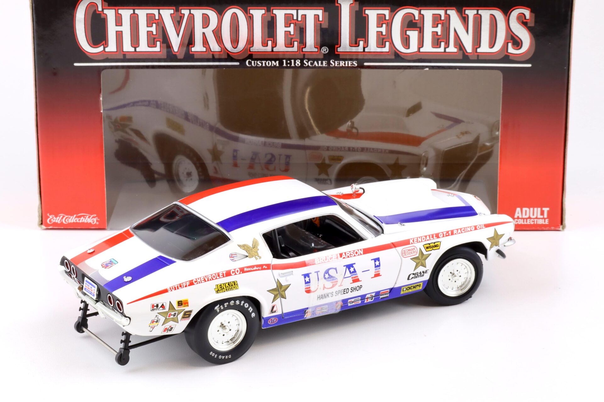 1:18 ERTL Collectibles 1970 Chevrolet Rally Sport Camaro Legends white with blue / red stripe
