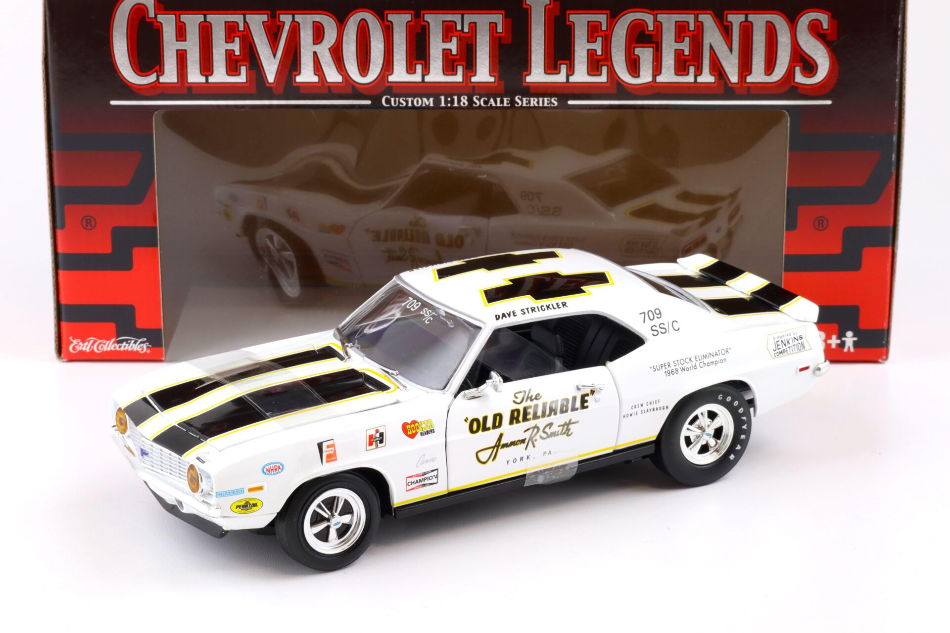 1:18 ERTL 1969 Chevrolet Camaro Z-28 Prostock Dave Strickler #709 SS/C white