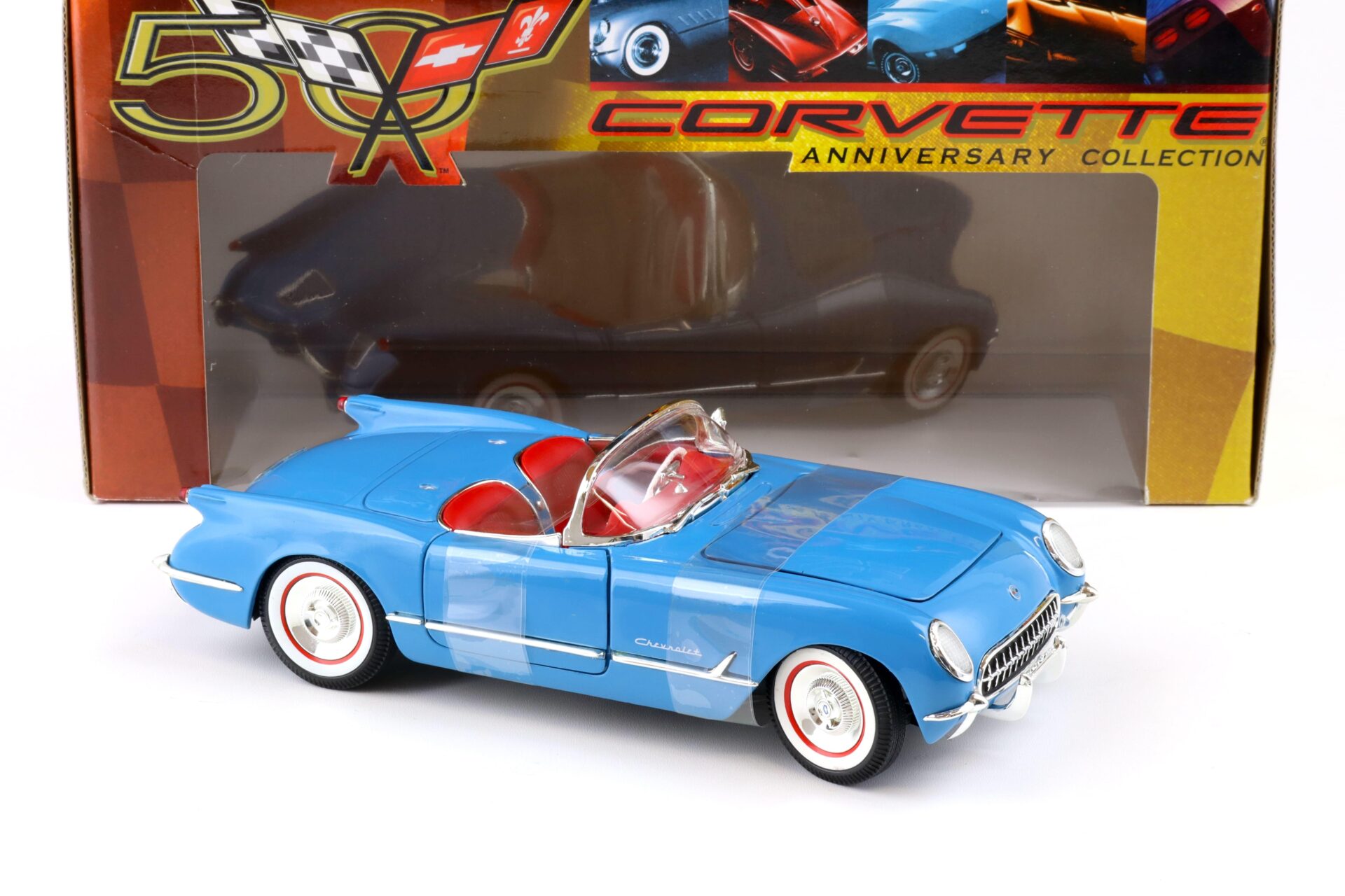 1:18 ERTL 1954 Chevrolet Corvette Convertible blue/ red Anniversary Collection