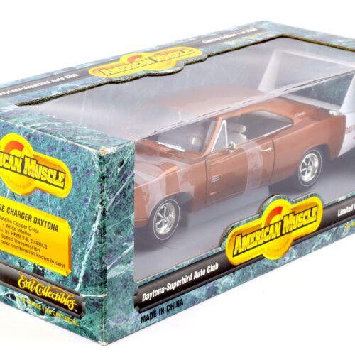 1:18 ERTL Dodge Charger Daytona Superbird Auto Club bronze metallic/ white