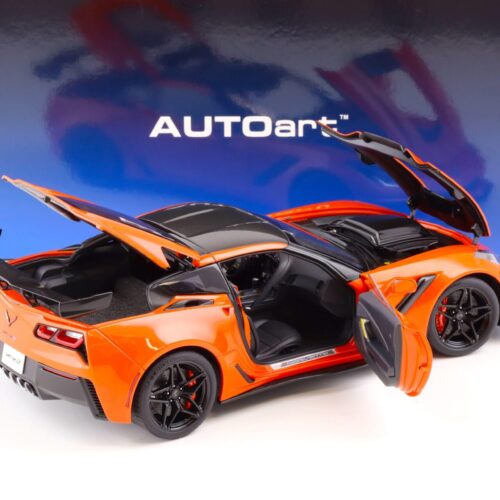 1:18 AUTOart Chevrolet Corvette C7 ZR1 Coupe 2019 Sebring orange tintcoat