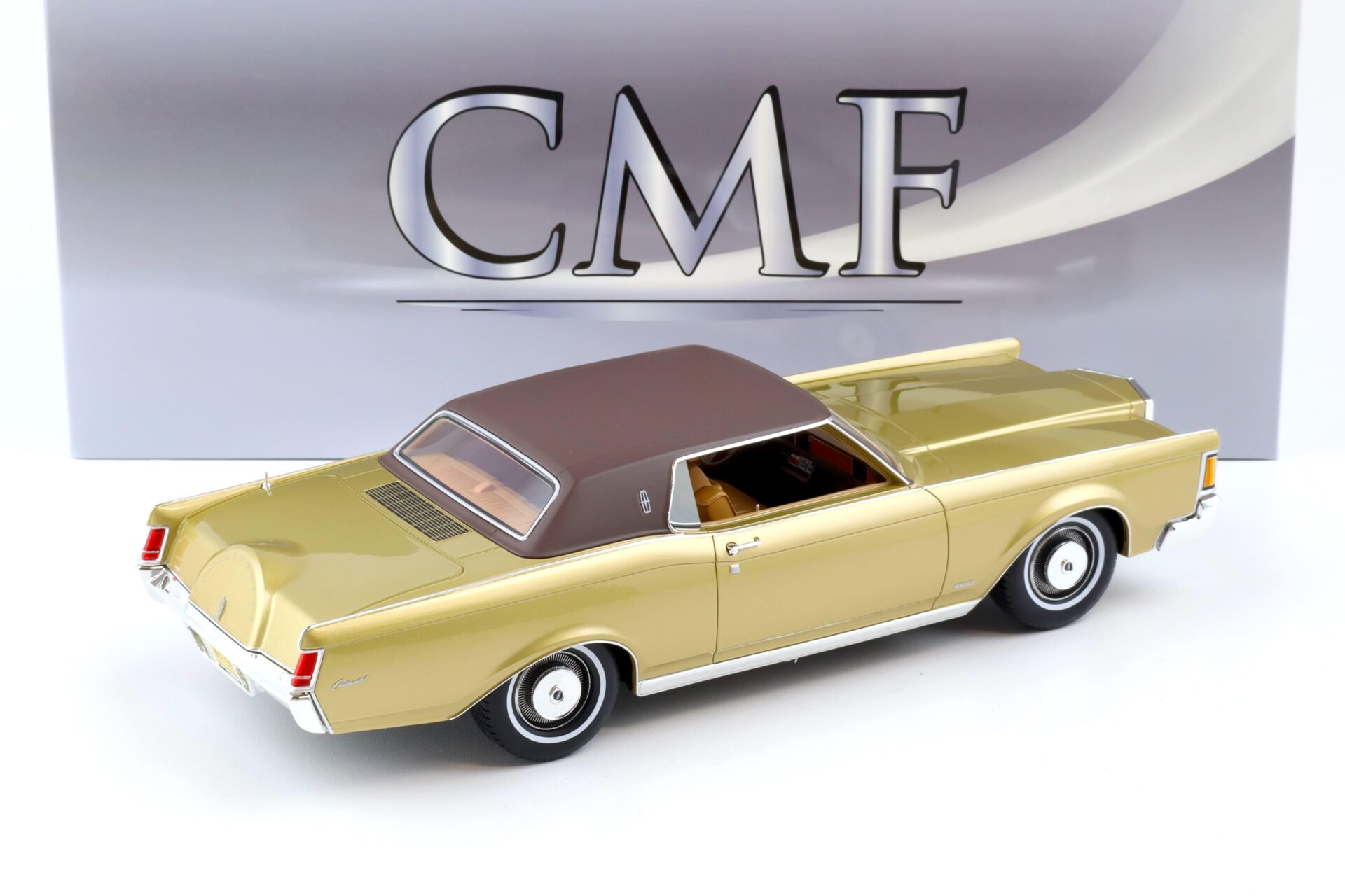 1:18 CMF Lincoln Continental MK III metallic gold/ black roof 1970