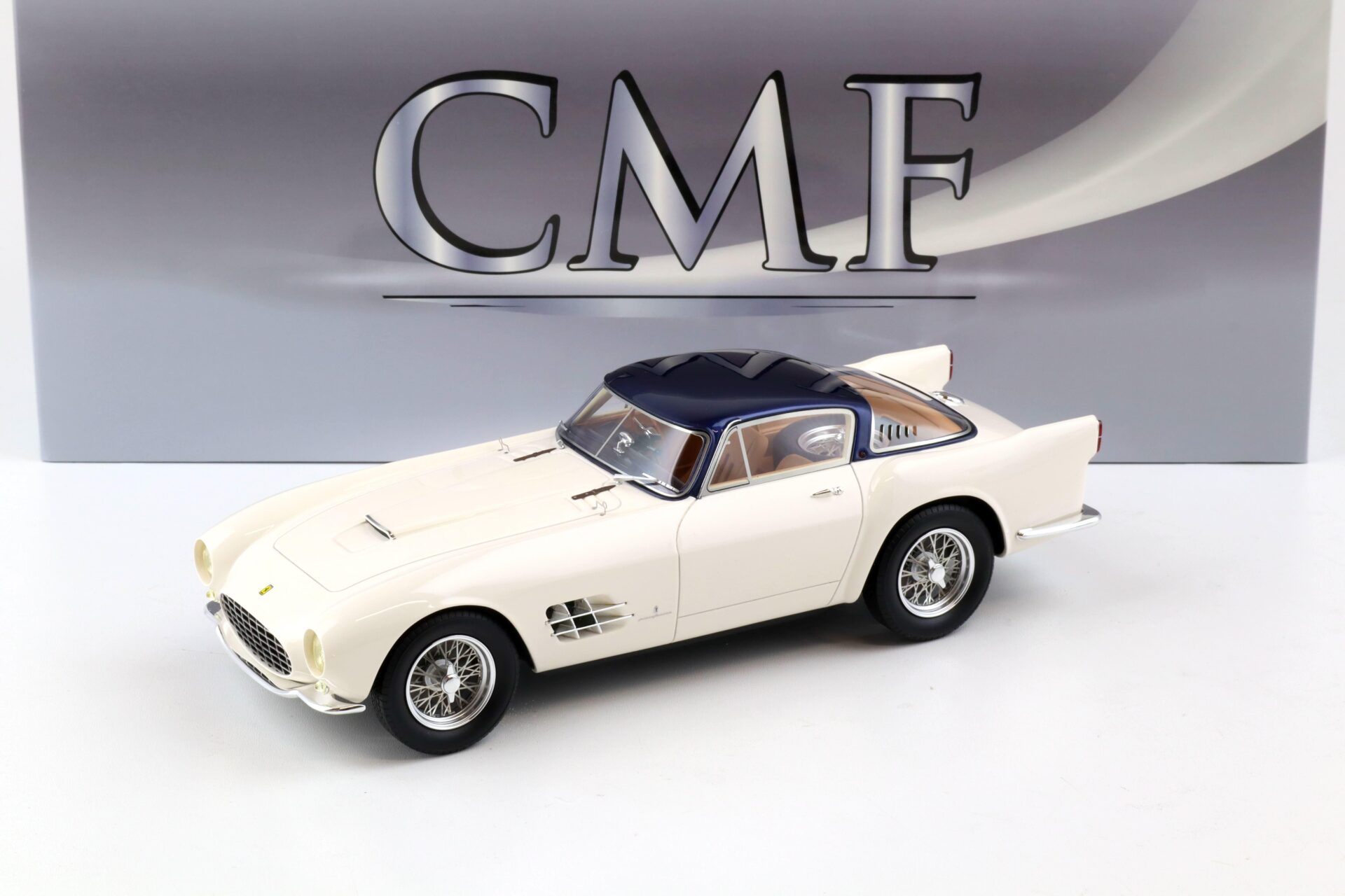 1:18 CMF Ferrari 375 MM Berlinetta by Pinin Farina white/ metallic blue roof 1955