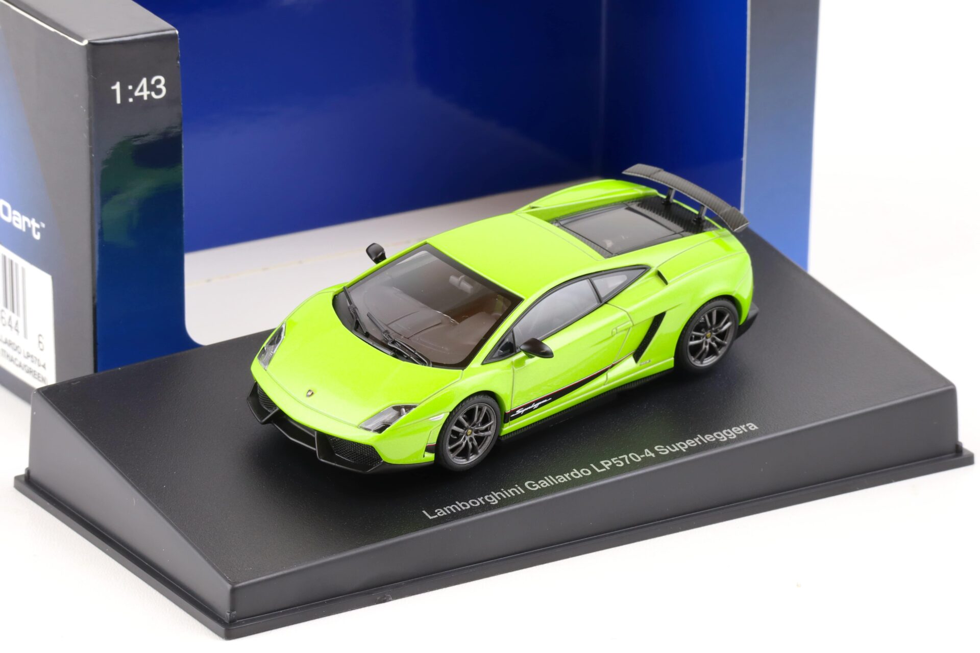 ID 84564 orig.jpg 1:43 AUTOart Lamborghini Gallardo LP570-4 Superleggera verde Ithaca green