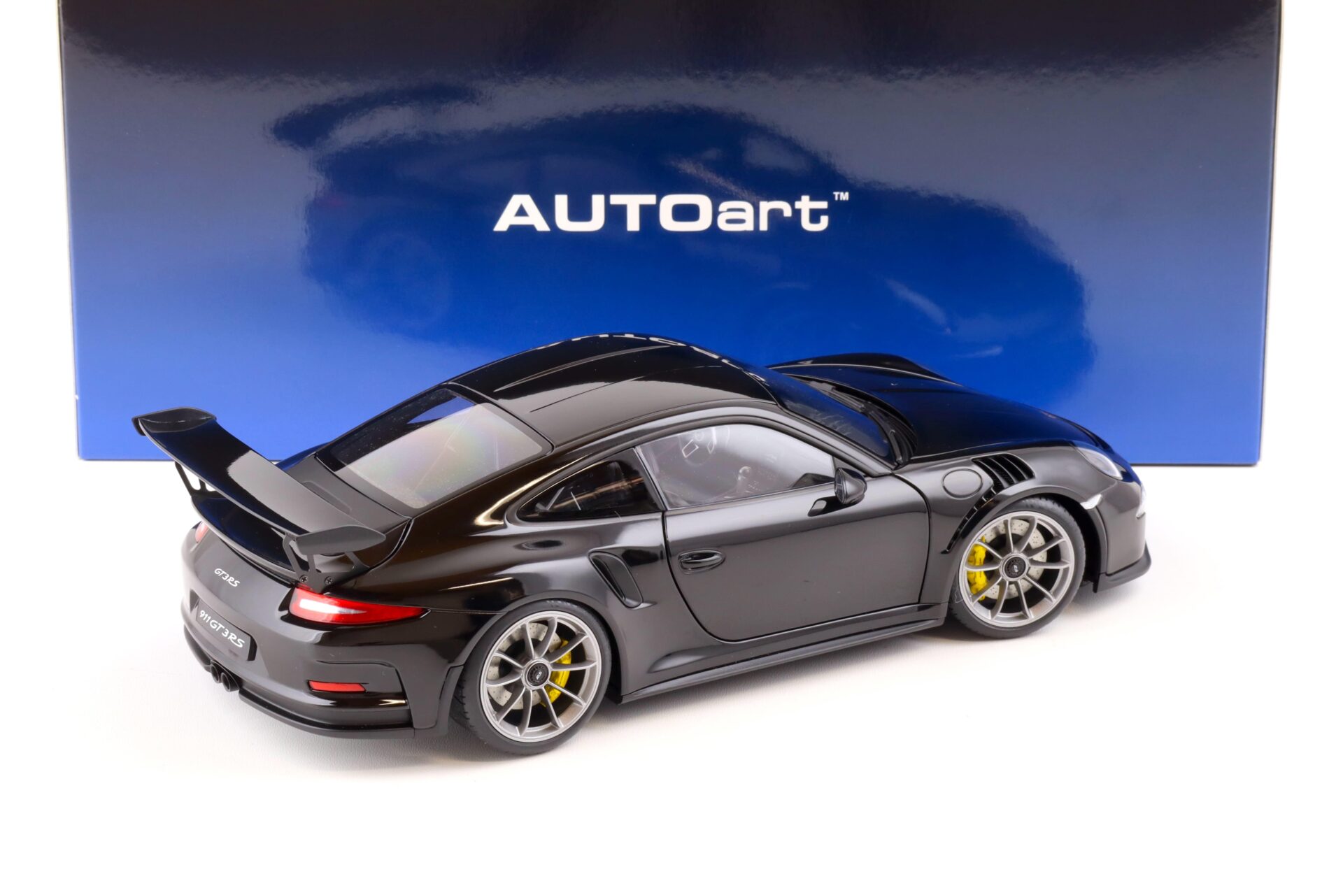 1:18 AUTOart Porsche 911 (991) GT3 RS Gloss black/ grey wheel 78164