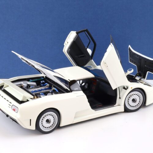 1:18 AUTOart Bugatti EB110 GT white Diecast 70978