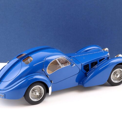 1:18 AUTOart Bugatti 57S Atlantic 1938 blue/ with metal wire spoke wheels 70943