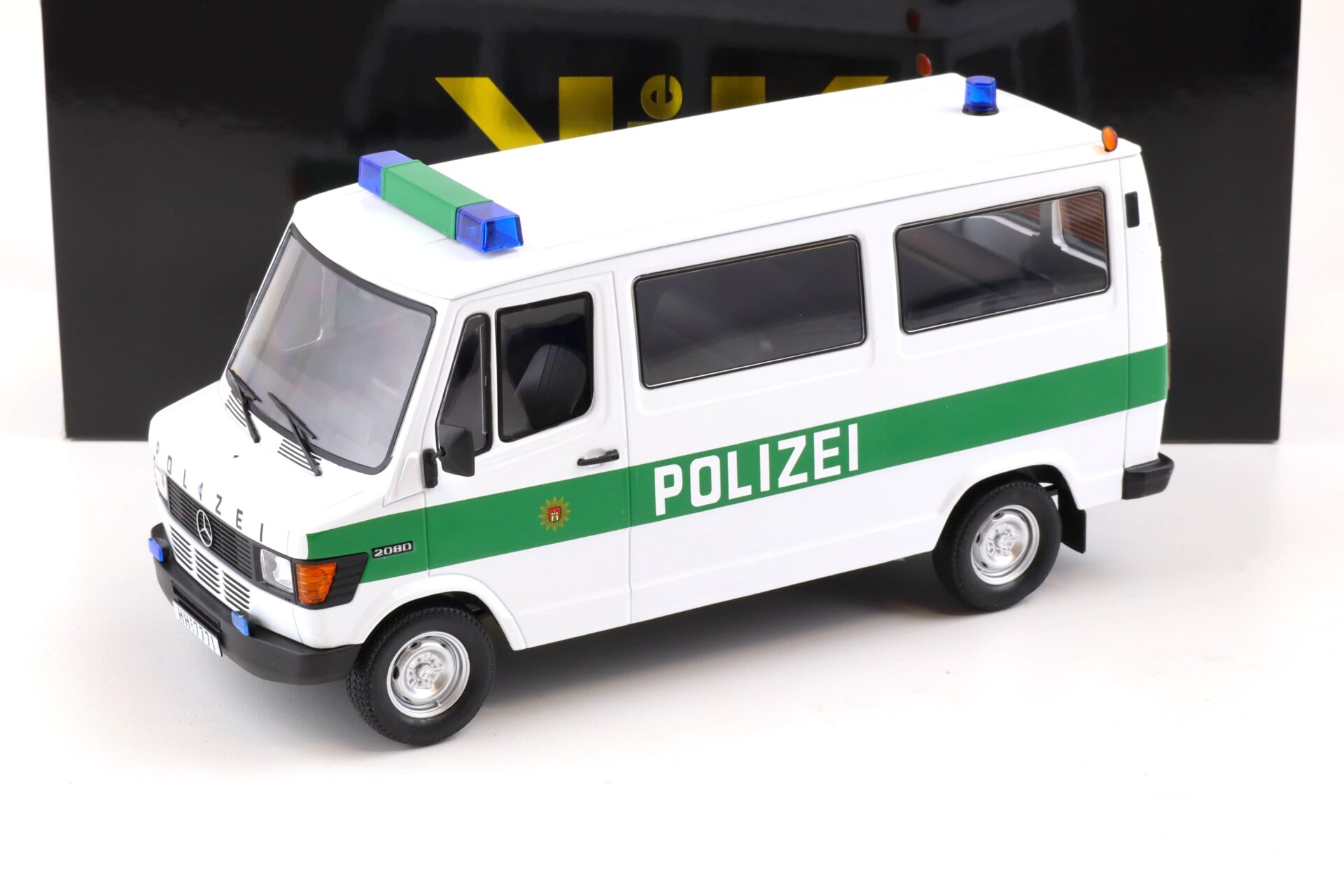 1:18 KK-Scale Mercedes 208D Bus VAN POLIZEI white/ green