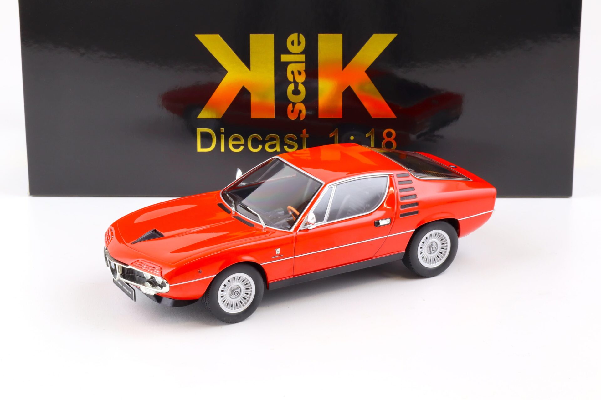 1:18 KK-Scale Alfa Romeo Montreal red 1970