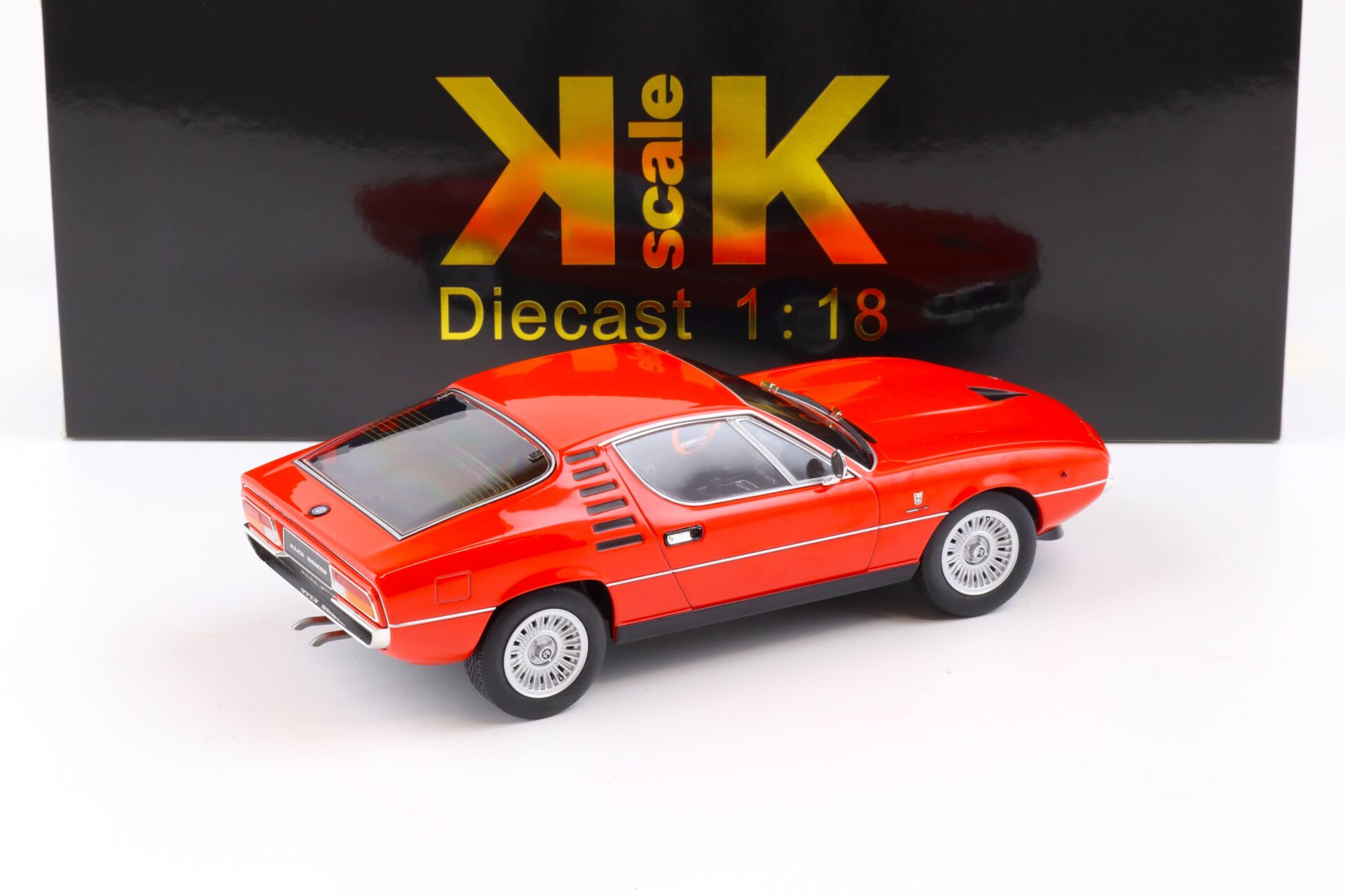 1:18 KK-Scale Alfa Romeo Montreal red 1970