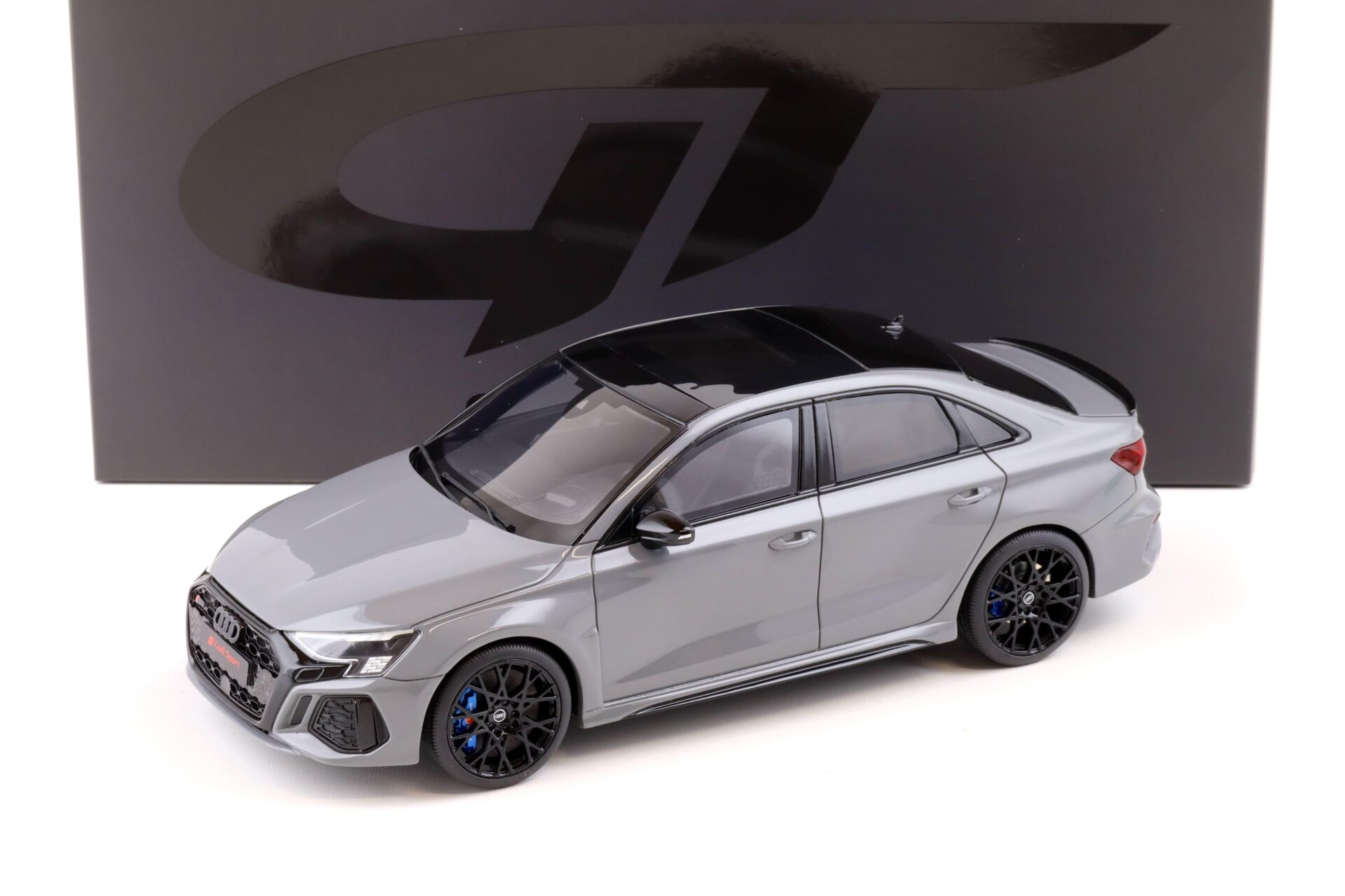 1:18 GT Spirit GT885 Audi RS3 Sedan Performance Edition Nardo grey 2022
