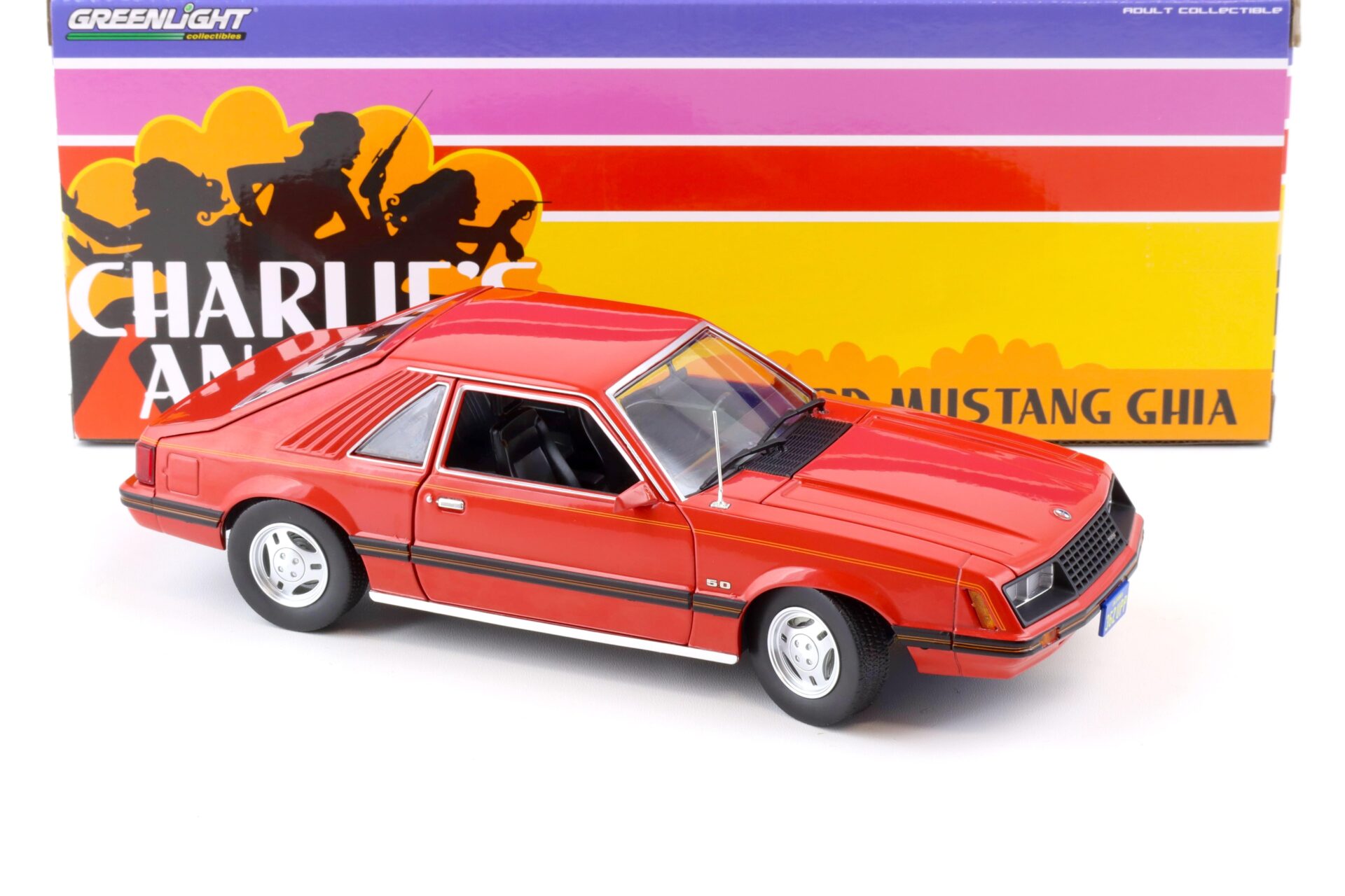 1:18 Greenlight 1979 Ford Mustang Ghia Coupe medium red/ black stripe CharlieÂ´s Angels