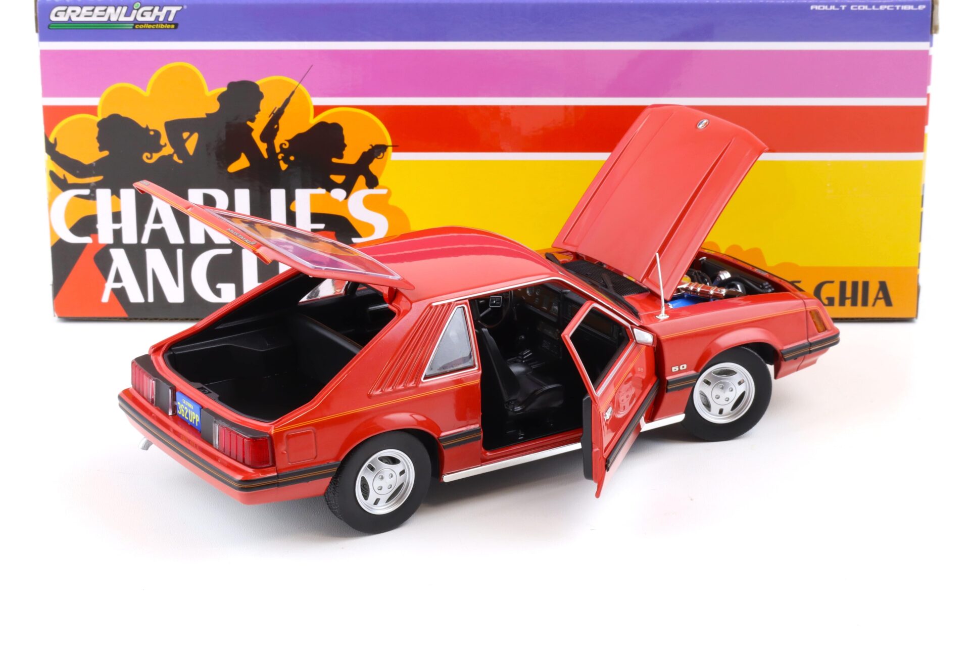 1:18 Greenlight 1979 Ford Mustang Ghia Coupe medium red/ black stripe CharlieÂ´s Angels