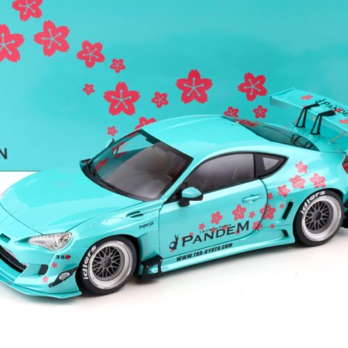 1:18 DCN Toyota 86 Rocket Bunny Pandem GT86 V3 Sakura green Diecast