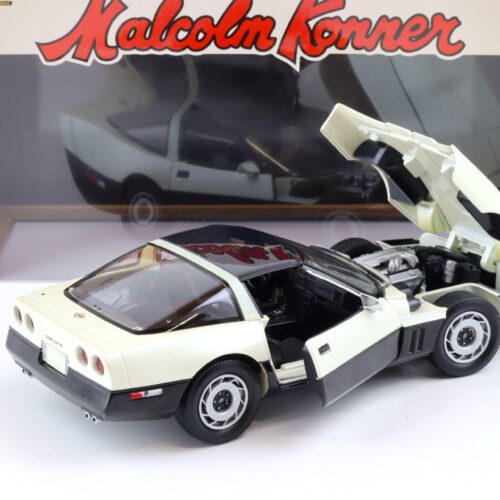 1:18 Greenlight 1986 Chevrolet Corvette C4 Malcom Konner Commemorative white