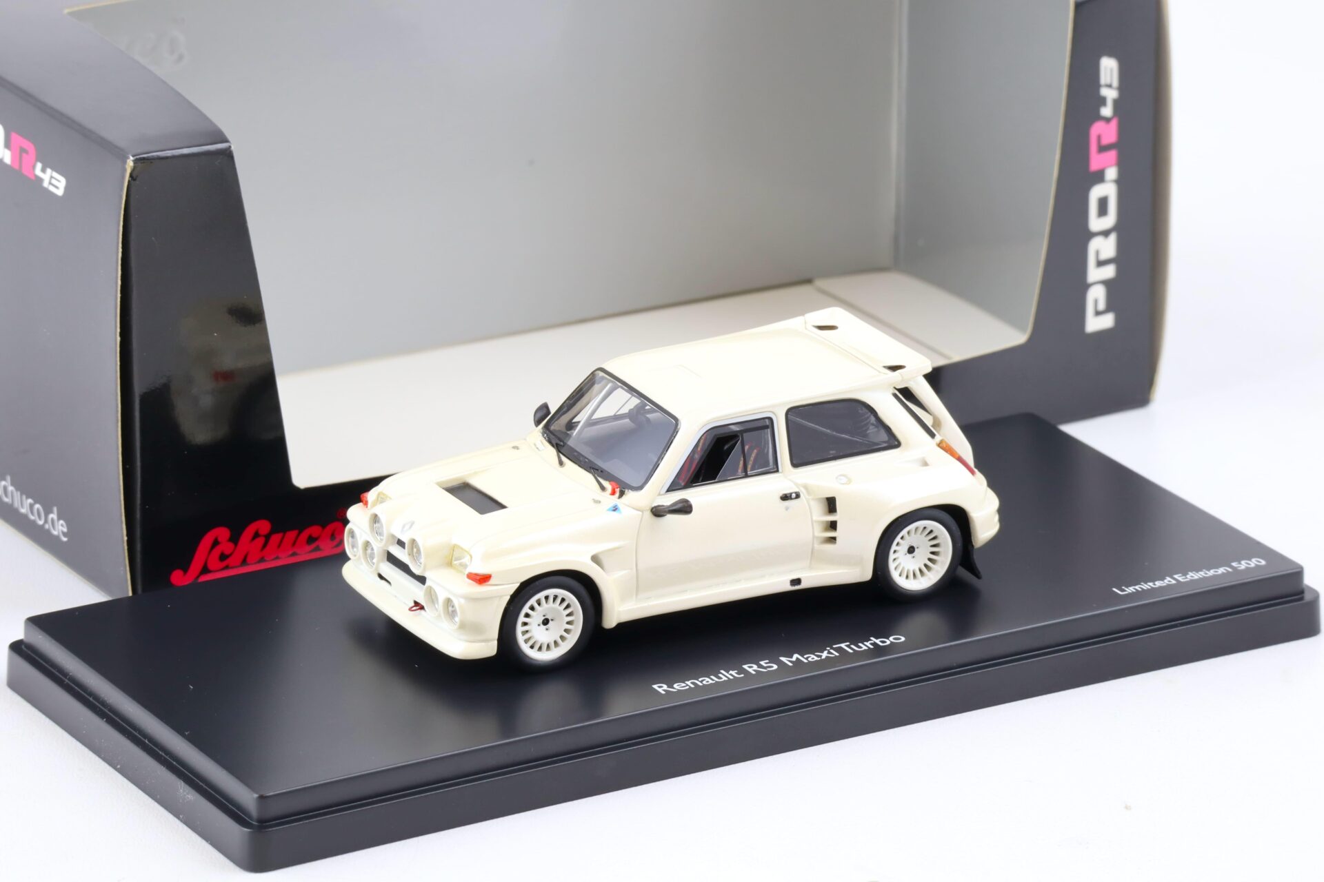 ID 84892 orig.jpg 1:43 Schuco PRO.R43 Renault R5 Maxi Turbo 1985 pearl white