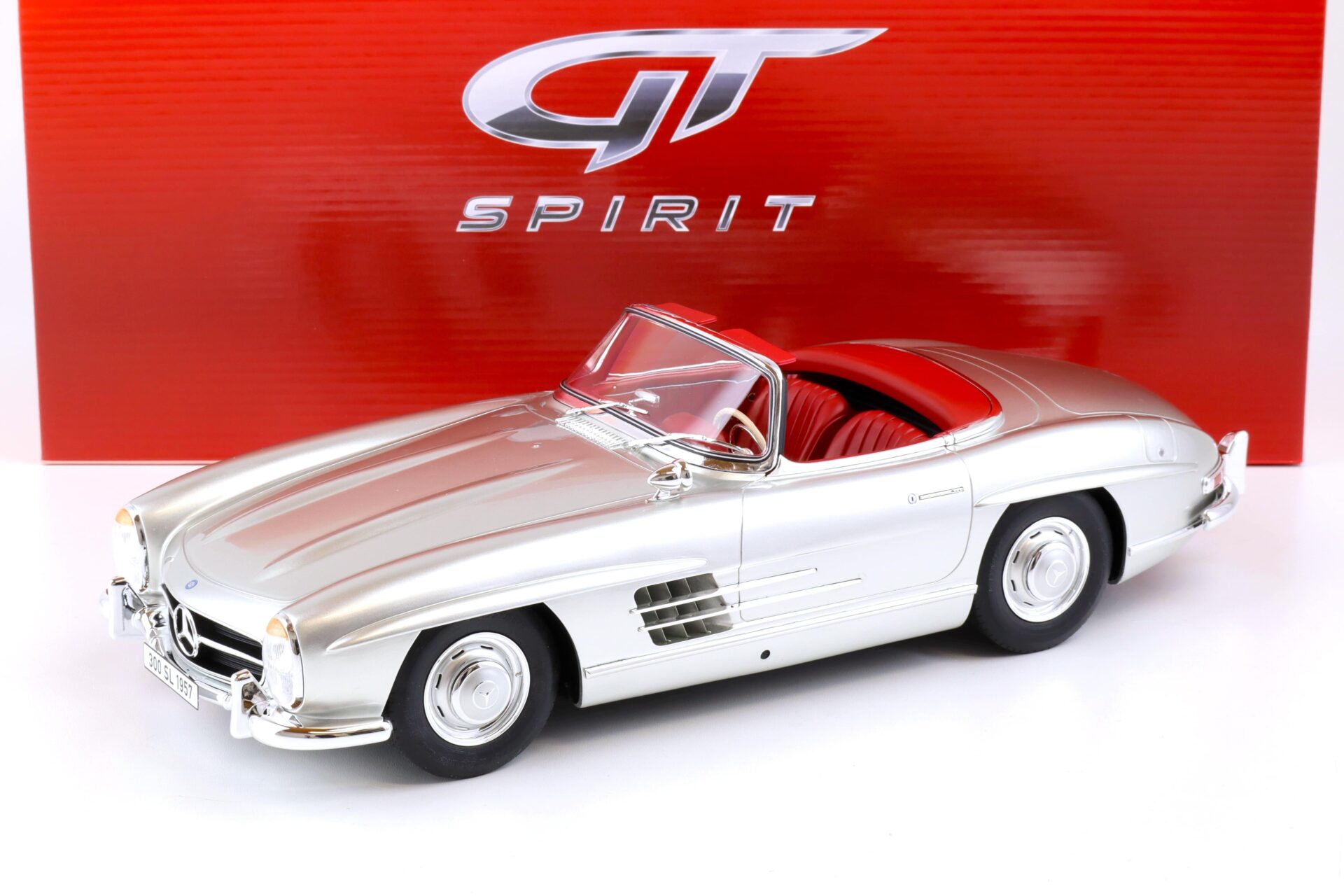 ID 84951 orig.jpg 1:12 GT Spirit GT720 Mercedes 300SL Roadster 1957 silver/ red