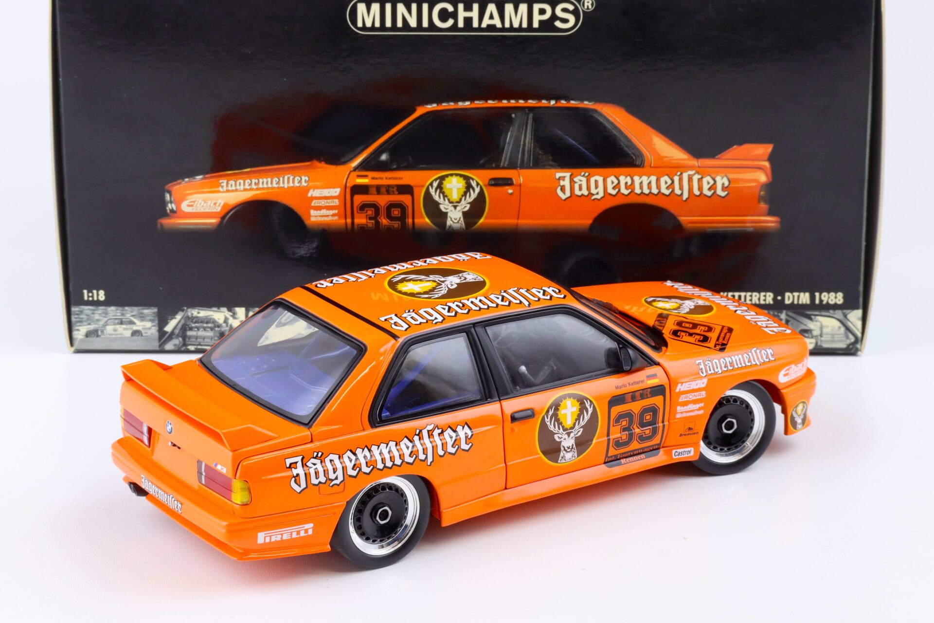 1:18 Minichamps BMW M3 E30 DTM 1988 Avus-Rennen Ketterer Jägermeister #39