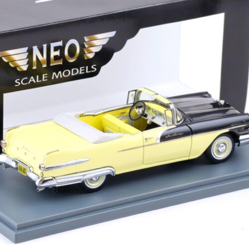 1:43 NEO Pontiac Star Chief Convertible yellow/ black 1956