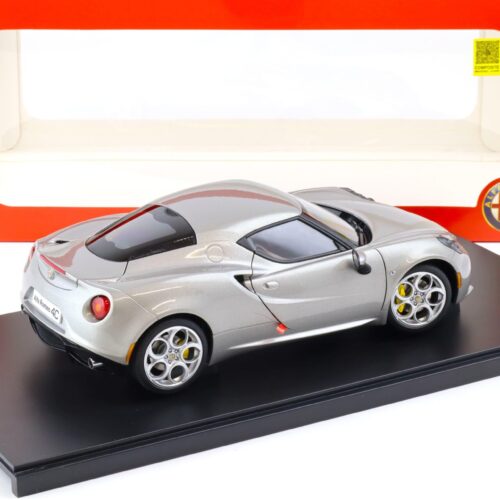 1:18 AUTOart Alfa Romeo 4C Coupe metallic grey 2013