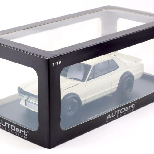 1:18 AUTOart Nissan Skyline GT-R (KPGC-10) Racing 1972 white