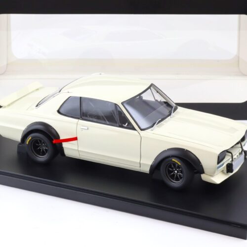 1:18 AUTOart Nissan Skyline GT-R (KPGC-10) Racing 1972 white 87279