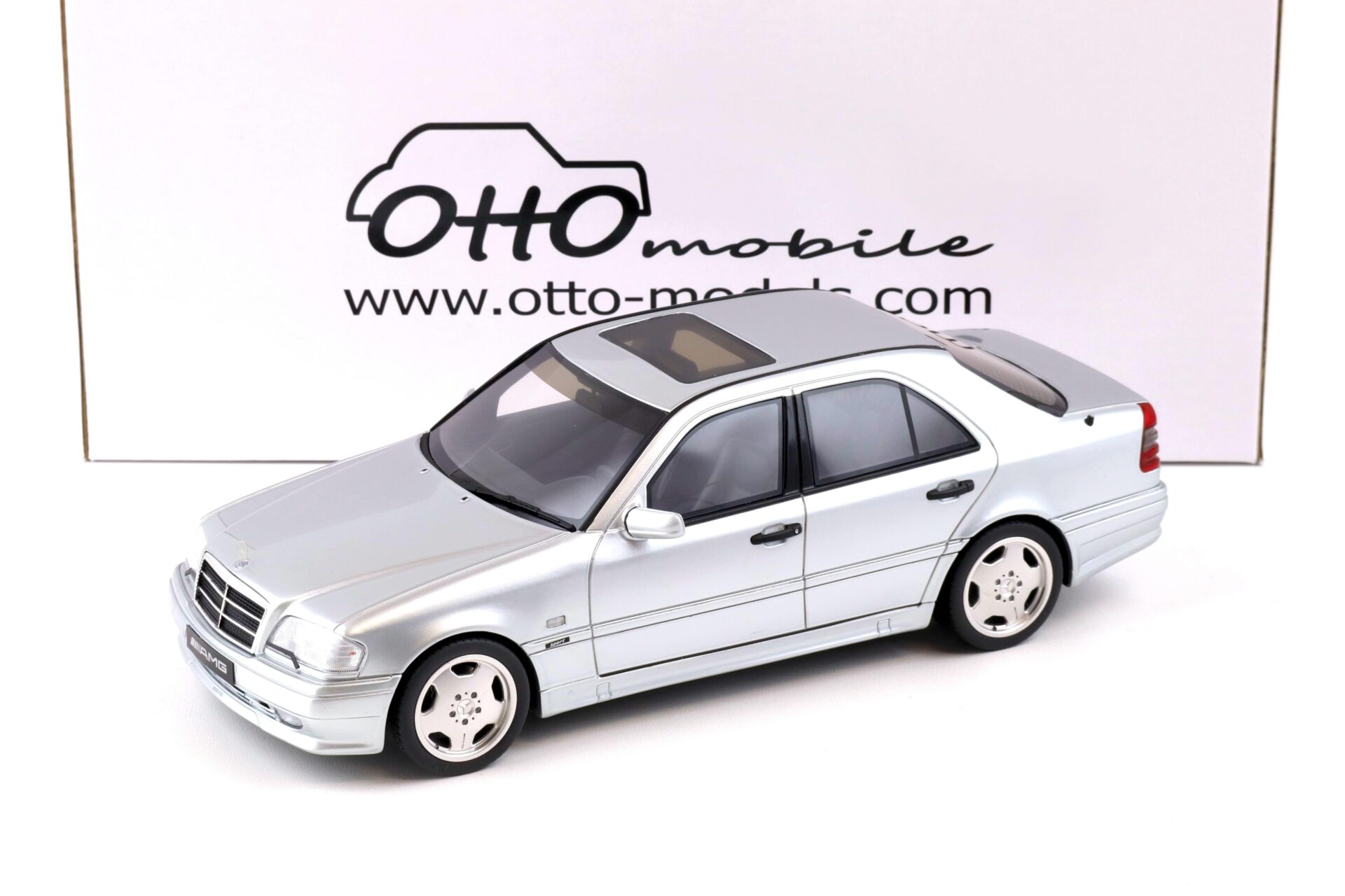 ID 85841 orig 1.jpg 1:18 OTTO mobile OT443 Mercedes C36 AMG (W202) Limousine silver 1990
