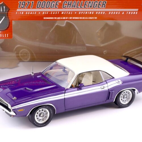 1:18 Highway61 Dodge Challenger R/T Coupe 1971 purple/ white vinyl roof 50557