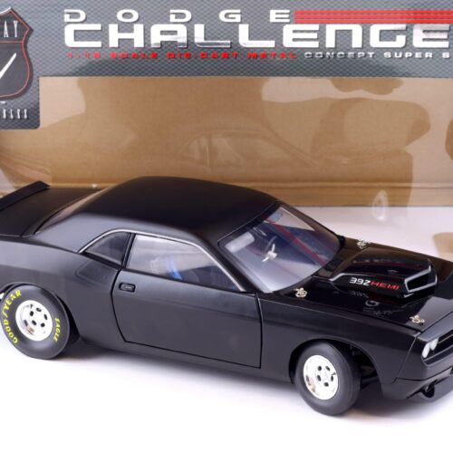1:18 Highway61 Dodge Challenger Concept Super Stock matt black 2006