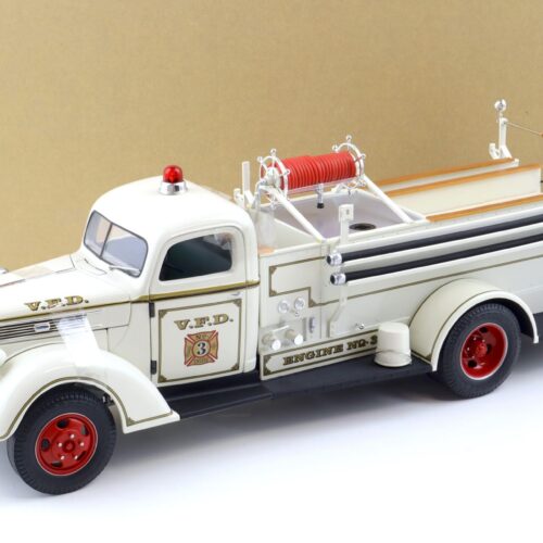 1:16/ 1:18 Highway61 Ford Pumper Firetruck 1941 white V.F.D.
