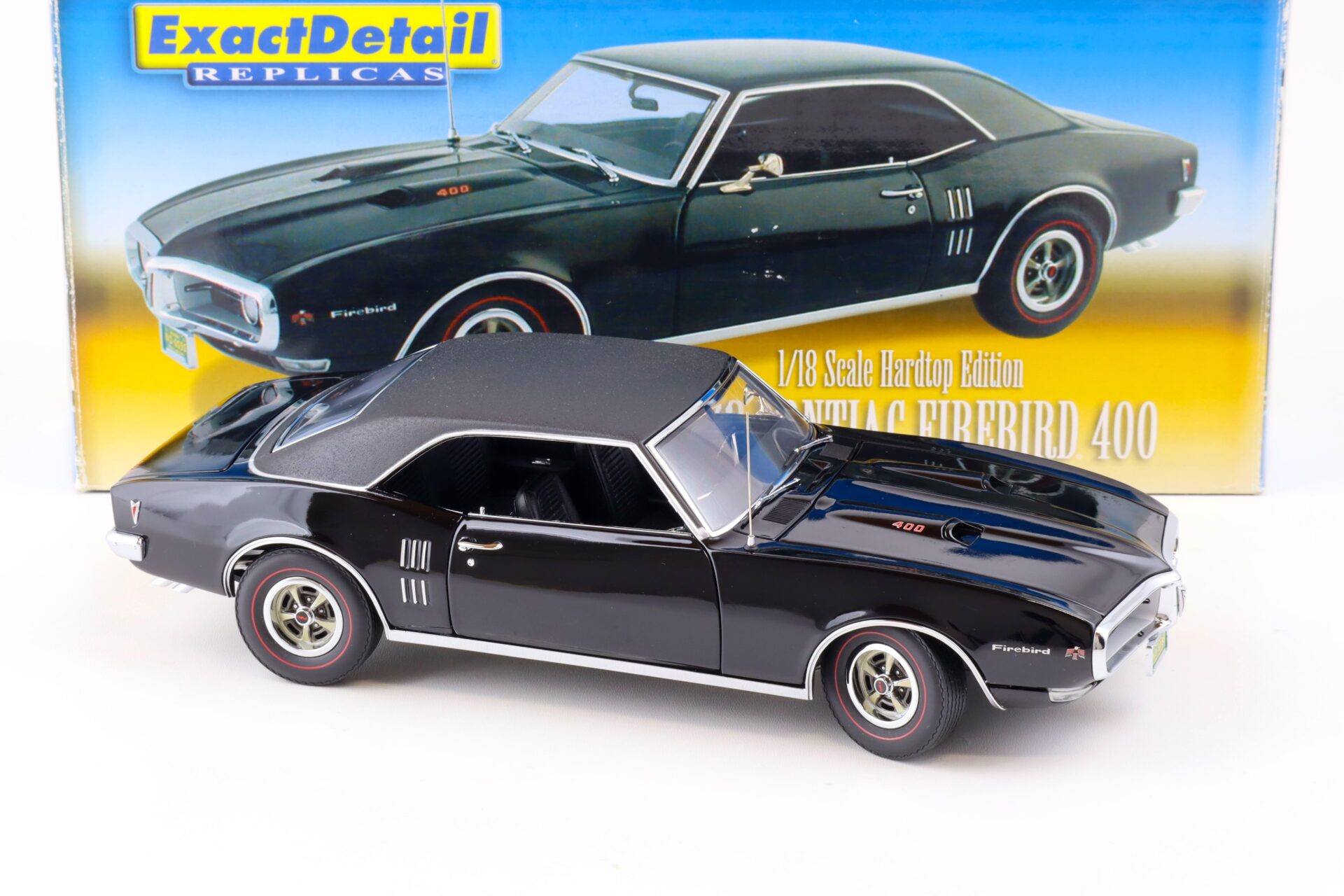 1:18 Exact Detail 1968 Pontiac Firebird 400 Hardtop Edition Coupe black WCC407