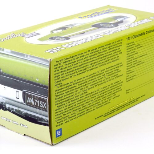 1:18 Exact Detail 1971 Oldsmobile Cutlass Supreme SX Coupe green/ white WCC304