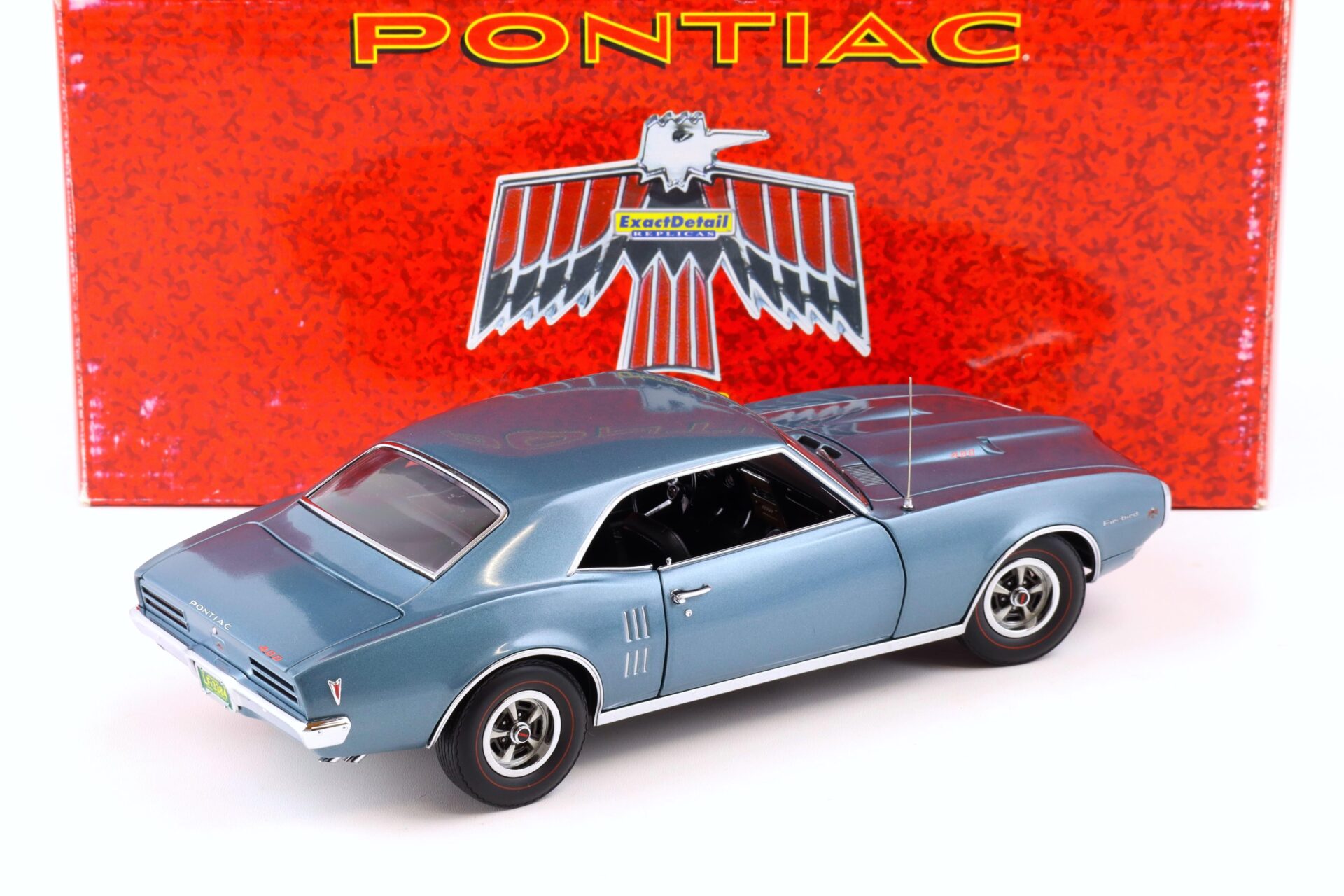 1:18 Exact Detail 1968 Pontiac Firebird 400 Coupe blue metallic WCC402A