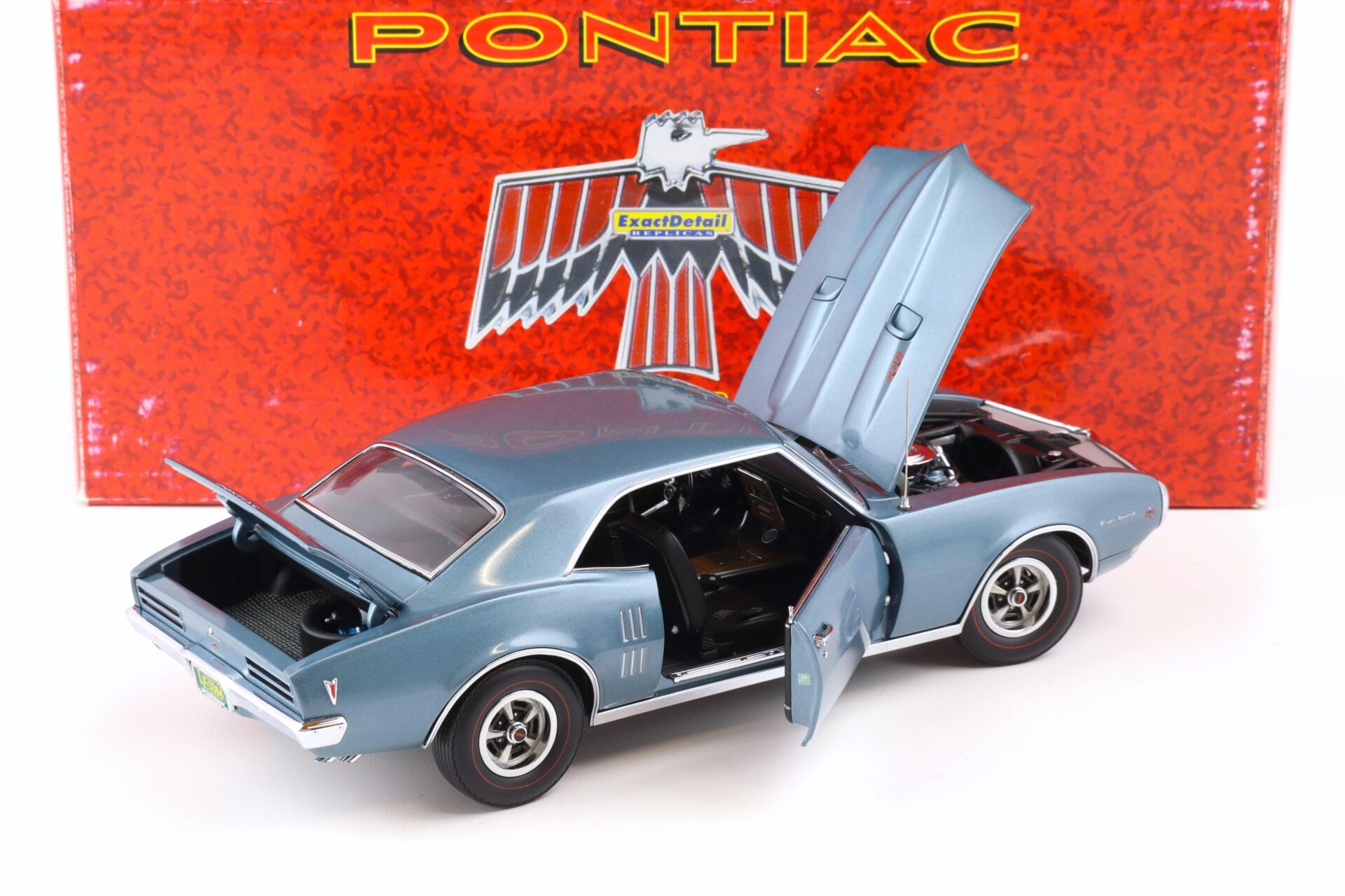 1:18 Exact Detail 1968 Pontiac Firebird 400 Coupe blue metallic WCC402A
